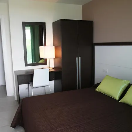 Ormeggio Hotel apartamentowy